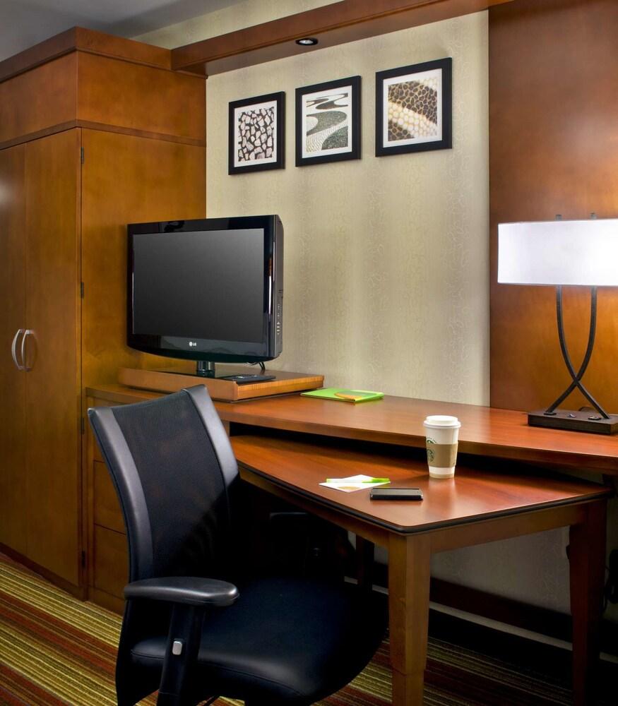 Courtyard By Marriott Washington, D.C./Foggy Bottom Hotel Exterior foto