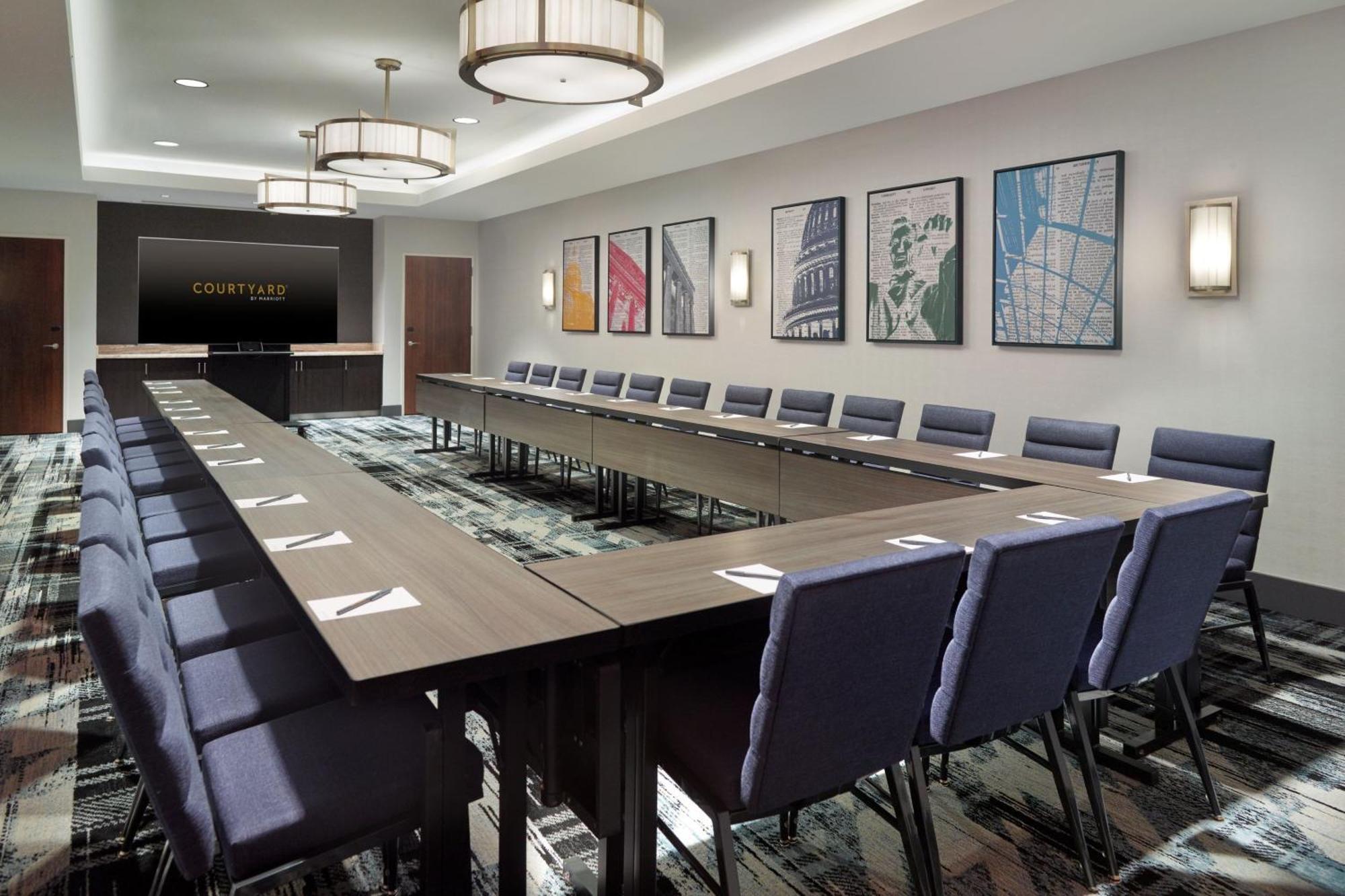 Courtyard By Marriott Washington, D.C./Foggy Bottom Hotel Exterior foto